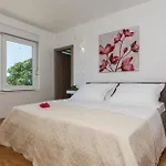 度假居 Three-bedroom In *