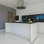 Three-bedroom In 度假居