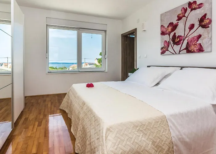 Hébergement de vacances Three-bedroom In